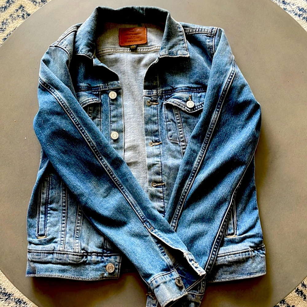 Lucky Brand jean jacket size small